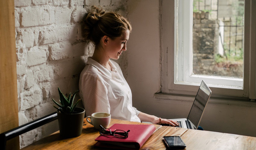 woman working on laptop